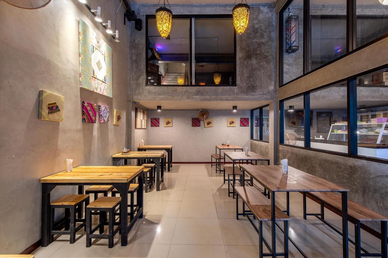 Buri Hostel בנגקוק מראה חיצוני תמונה